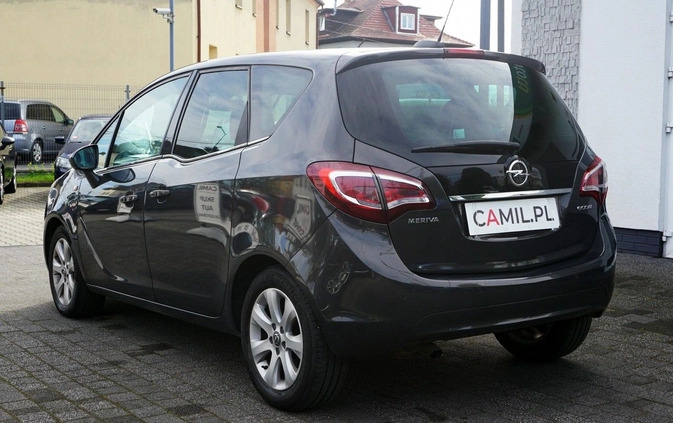 Opel Meriva cena 38900 przebieg: 188000, rok produkcji 2016 z Złocieniec małe 46